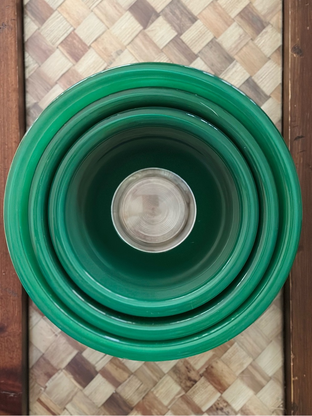 Vintage Pyrex Green Nesting Mixing Bowls Set